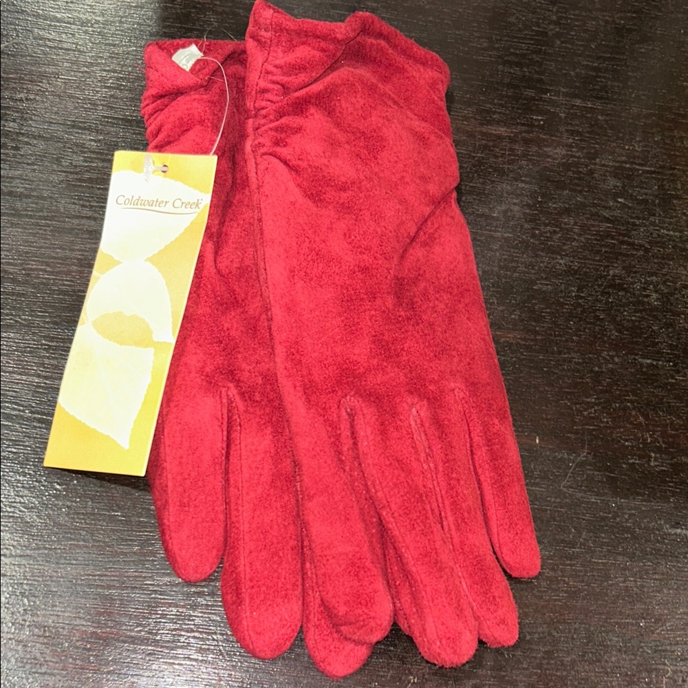 NWT Coldwater Creek red leather gloves